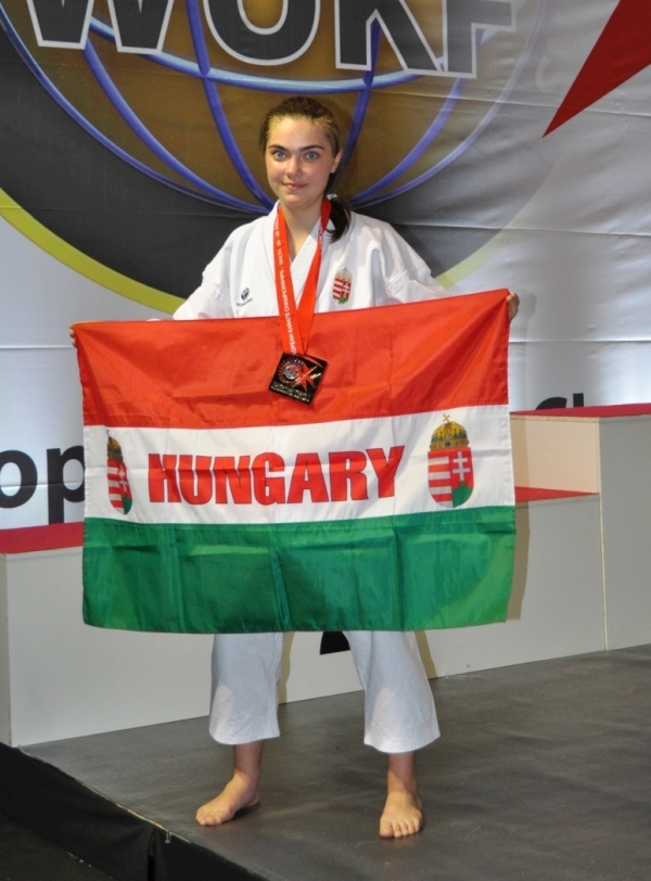 Szntai Luca - kata Eurpa-bajnoki ezstrmes s kumite Eurpa-bajnoki bronzrmes